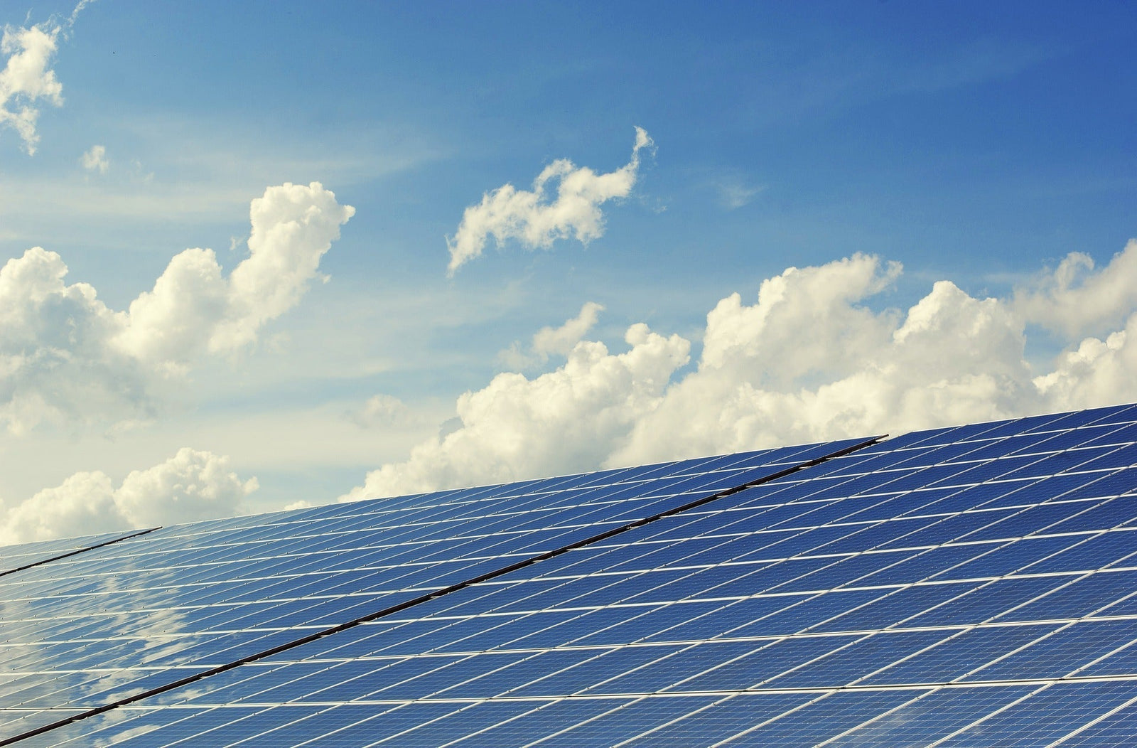 12 Volt LED bulbs and solar - LiquidLEDs™