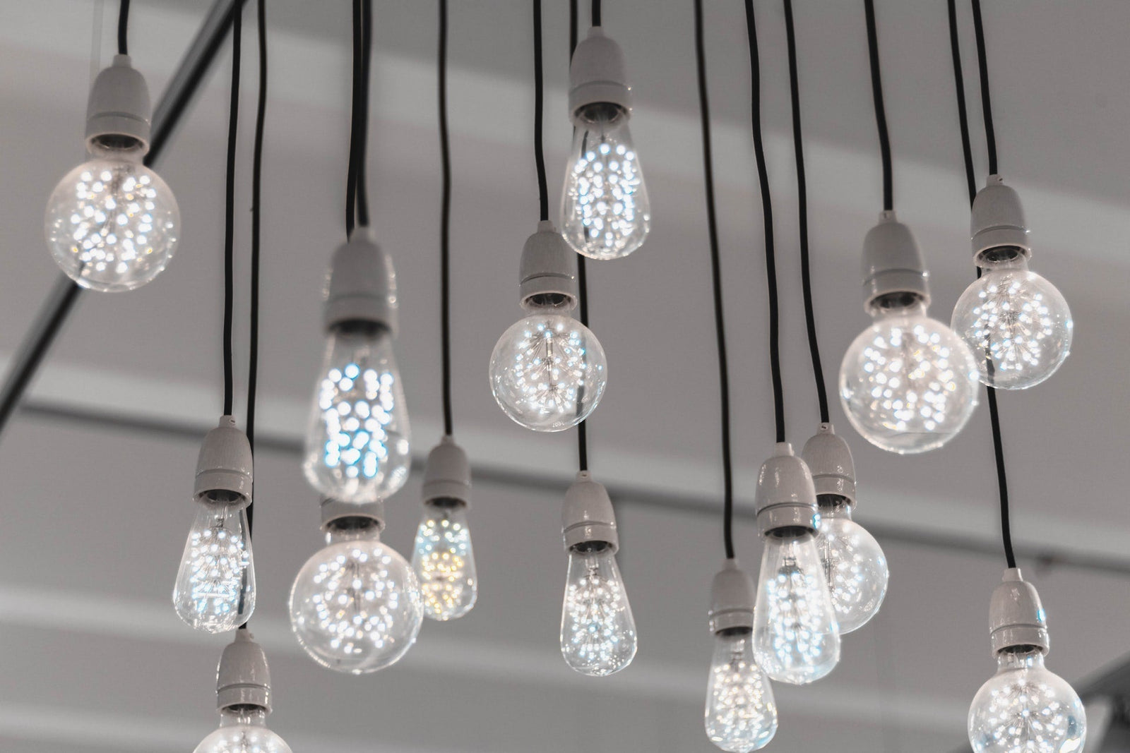 5 Cheap Ways to Switch from Fluorescent to LEDs - LiquidLEDs™