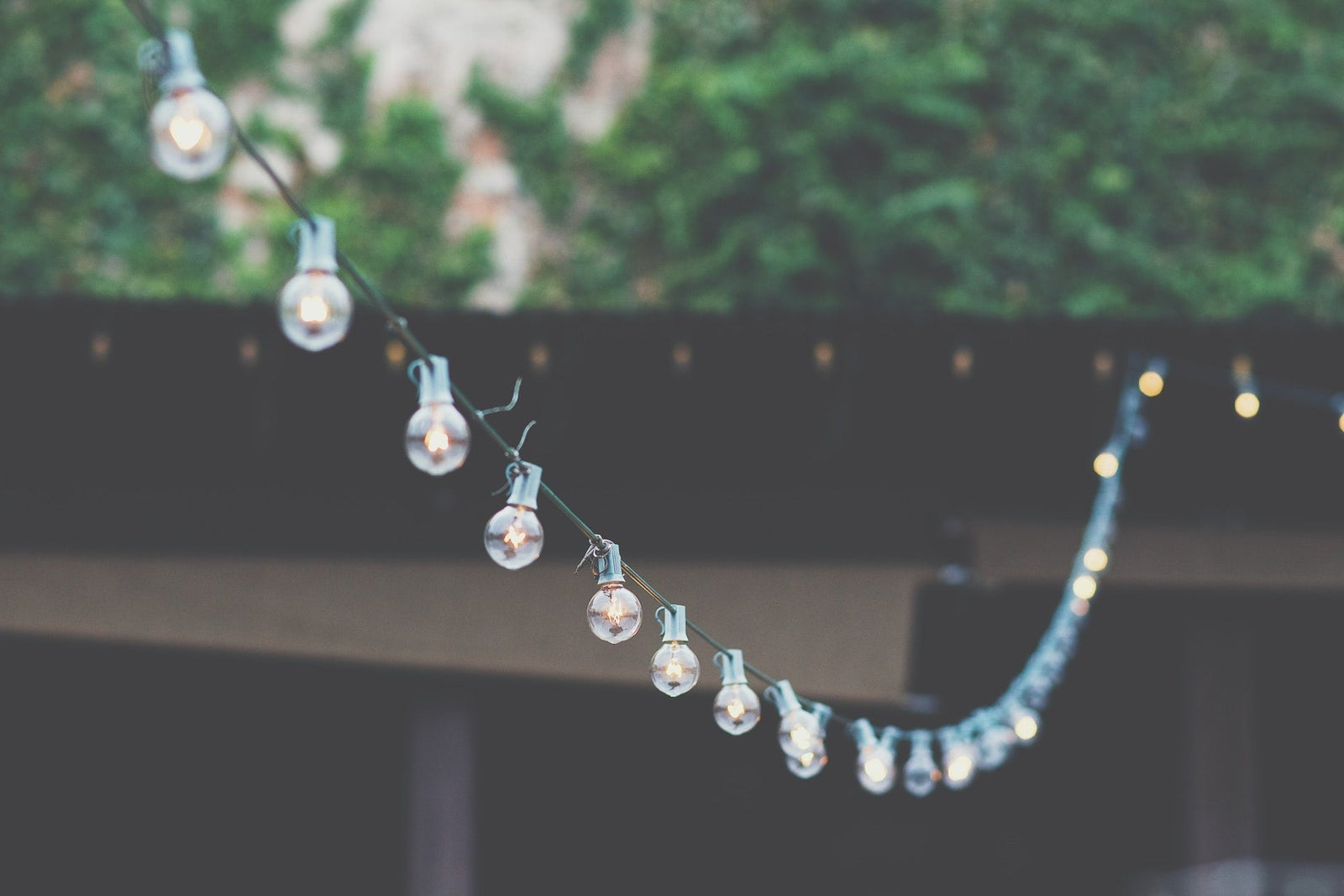 How to Hang String Lights - LiquidLEDs™