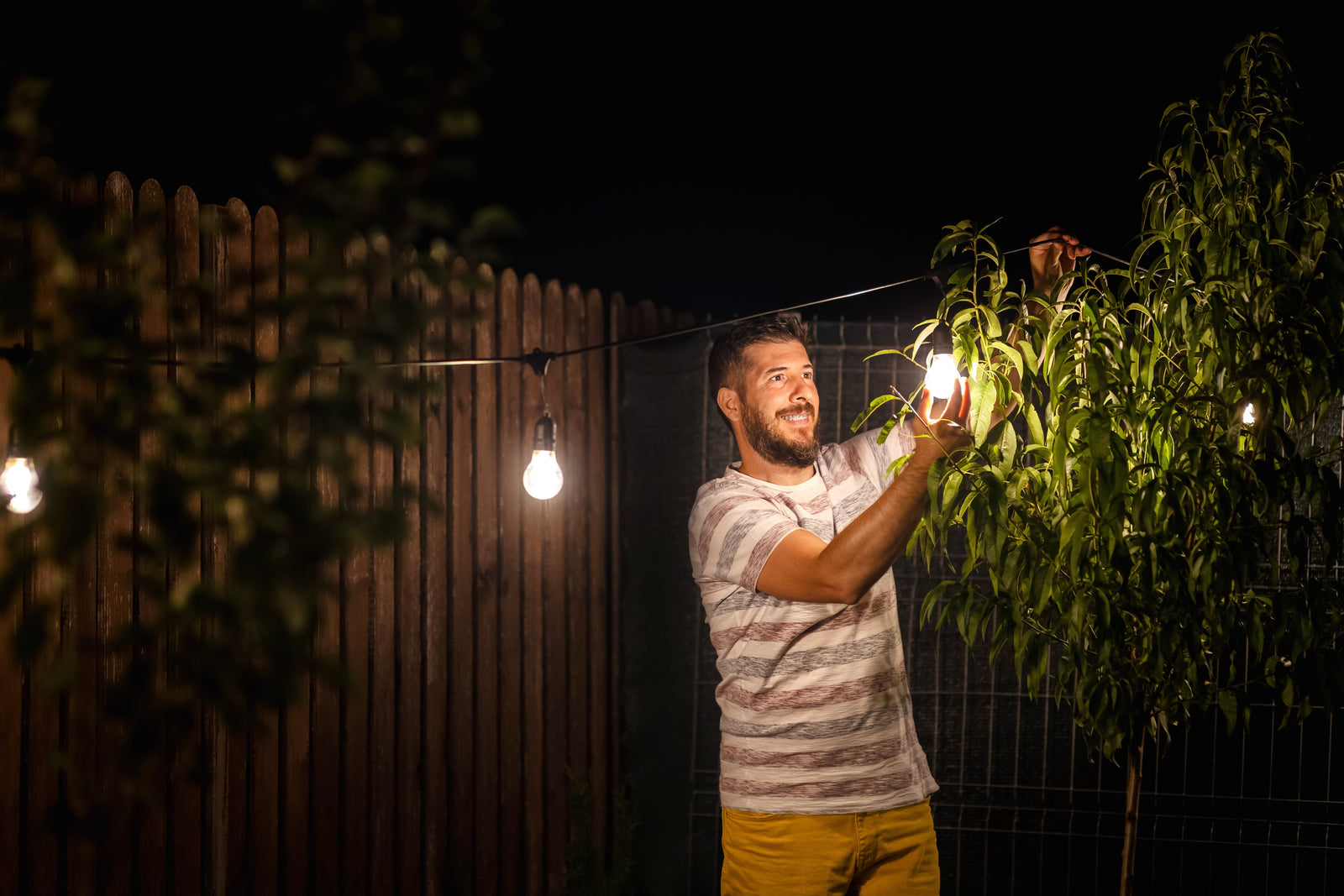 How to hang string lights outdoor - LiquidLEDs™
