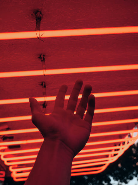What’s the best color of light for sleep? - Dulora