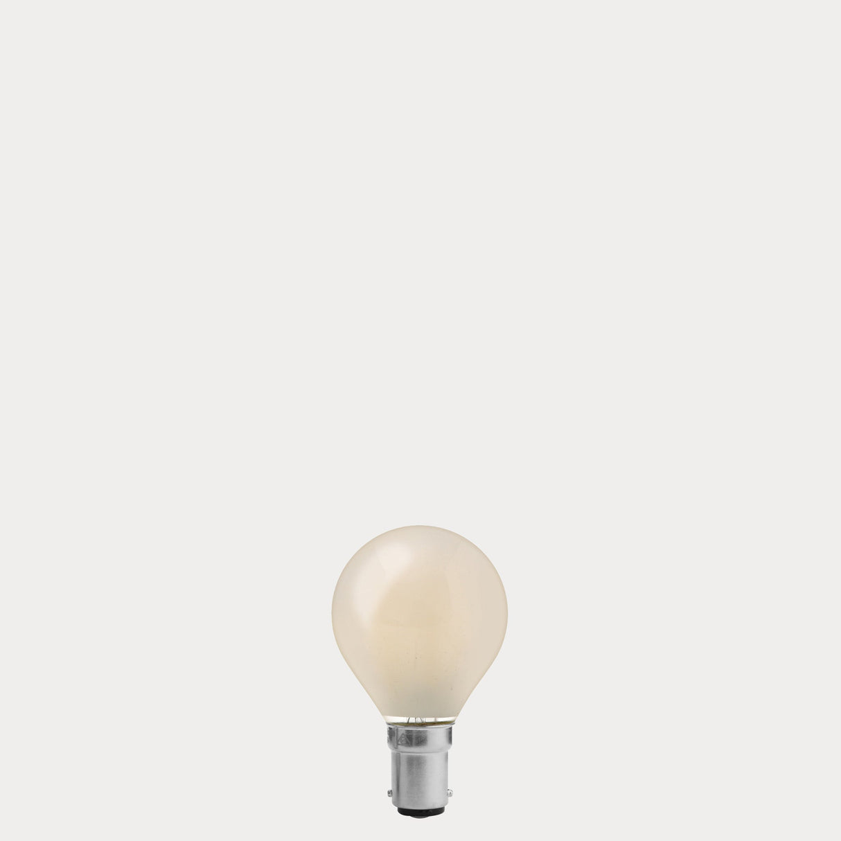 4W Fancy Round LED Bulb B15 Frost in Warm White - LiquidLEDs® - Fancy Round